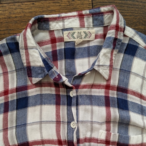 Plaid lightweight button down - Picture 3 of 3